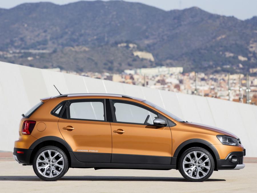  Volkswagen CrossPolo 2014 года  (фото 4 из 18)